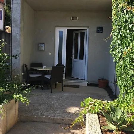 Vocem Aestas Apartamento